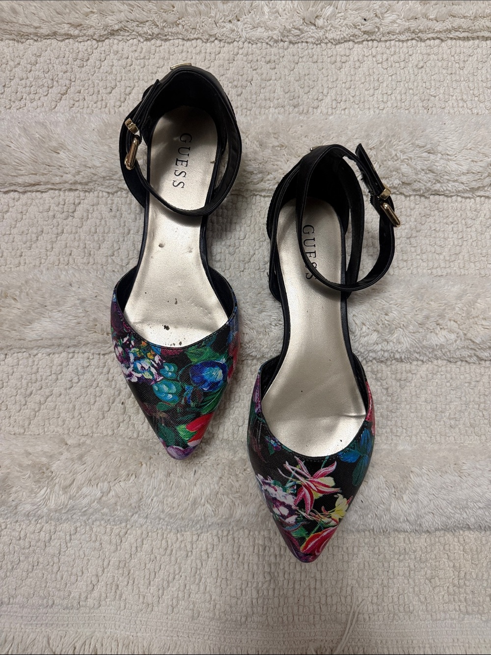 GUESS floral Pointed Toe Ankle Strap Flats